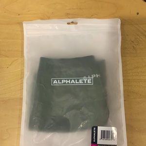 XS Alphalete Amplify Short 4.5” Oak